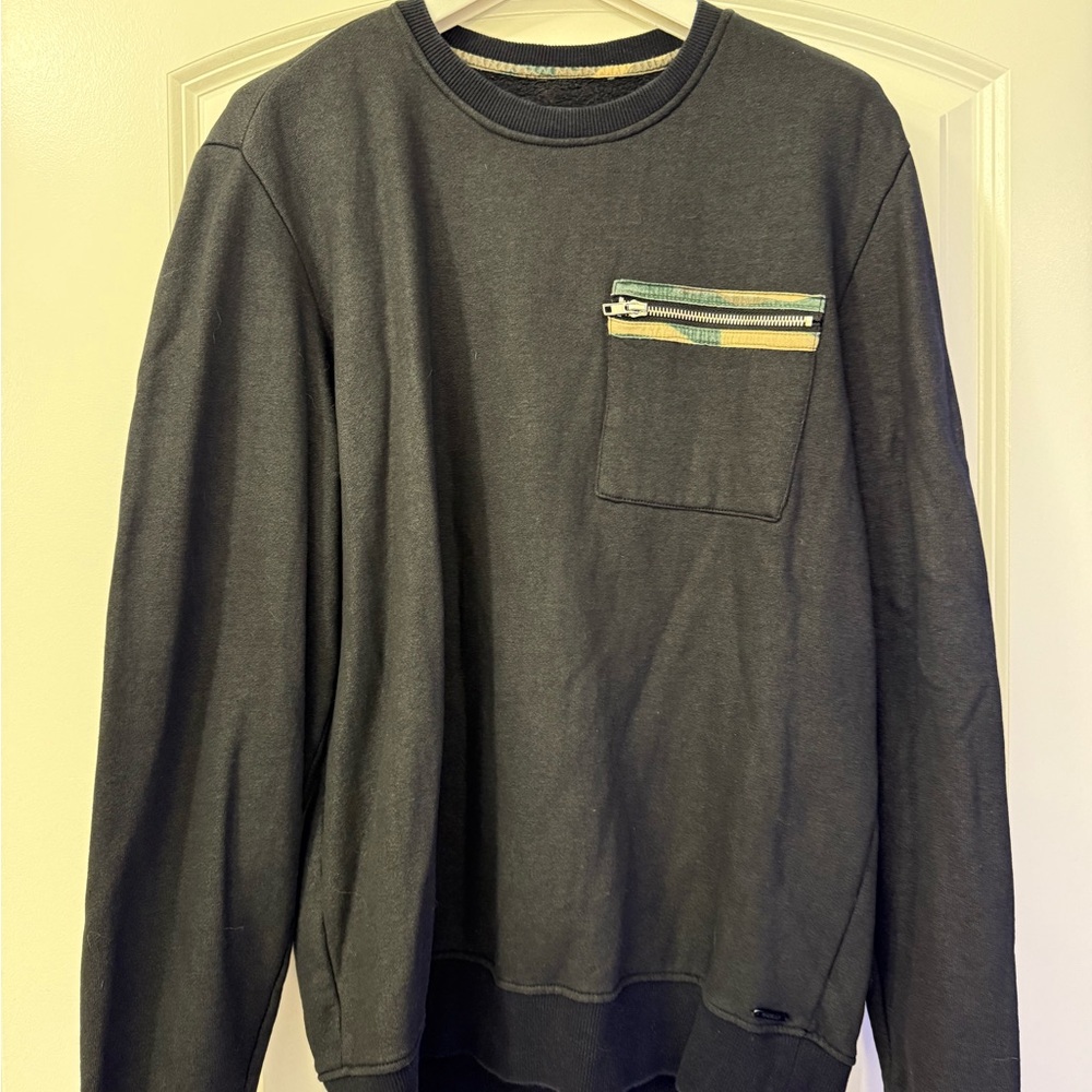 Guess Black Crewneck Sweater with Ribbed Cuffs